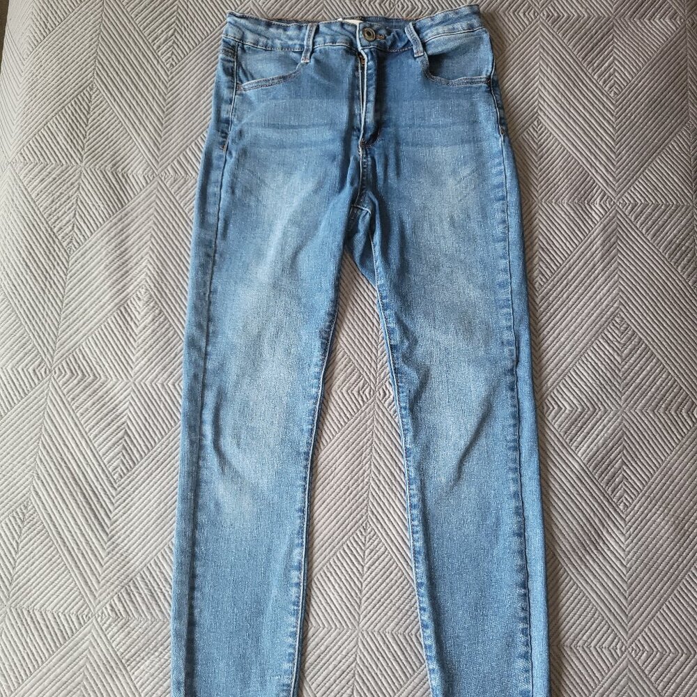 Rue21 Super Skinny Jeans | Medium Wash | Size 6
